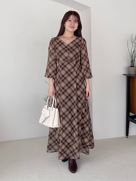 「mysty woman（ミスティウーマン）のリボンモチーフバック　 283504（ショルダーバッグ、ホワイト系）」を使った、MiOさん（レディース・155cm）の秋コーディネート