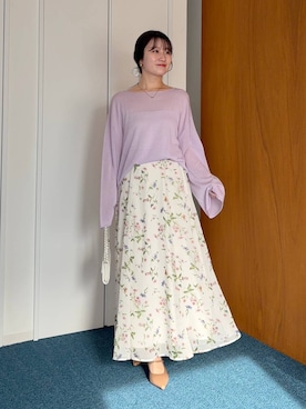 「mysty woman（ミスティウーマン）の【復刻！/WEB限定アイテム】ソルベシアーニット　190297（ニット/セーター、パープル系）」を使った、MiOさん（レディース・155cm）の春コーディネート