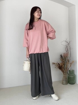 「mysty woman（ミスティウーマン）のアイテム（スウェット）」を使った、MiOさん（レディース・155cm）の秋コーディネート