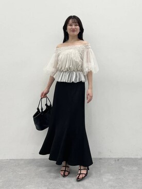 「mysty woman（ミスティウーマン）のビシルエットマーメイドスカート 126095（スカート）」を使った、MiOさん（レディース・155cm）の春コーディネート