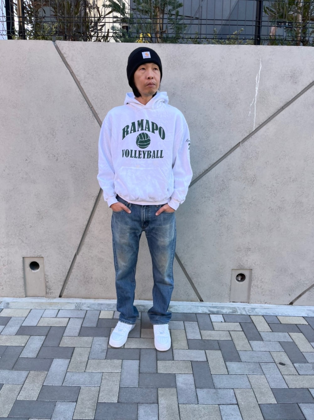 【Champion × Levi’s】スウェットカーディガン×505 王道コーデ Champion × Levi's】スウェットカーディガン×505 王道コーデ