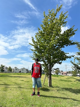 「NIKE(ナイキ)のアイテム(Tシャツ/カットソー)」を使った、s0325さん(メンズ・170cm)の秋コーディネート