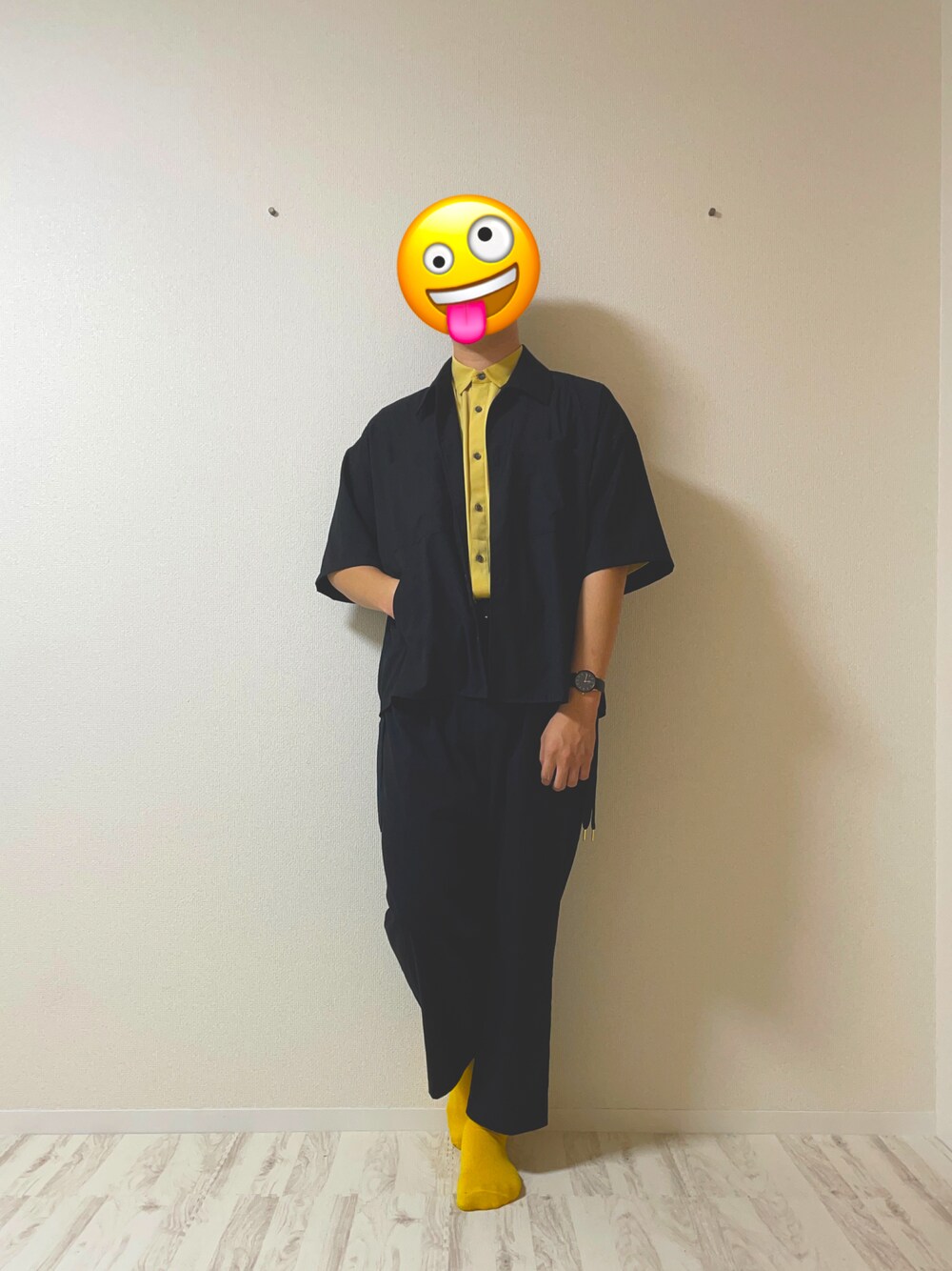 「お洒落さんとつながりたい、HARE、act'm、GU、イエロー×ブラック、今日のコーデ」｜「HAREのトロミシャツ(HARE)（シャツ/ブラウス、イエロー系）」を使った、  Yuiki(相互⇄)さん（メンズ・182cm）の秋コーディネートの1枚目の写真