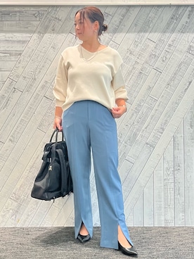 「スリット」｜「アイテム（スラックス）」を使った、terunumaさん（レディース・150cm）の秋コーディネート