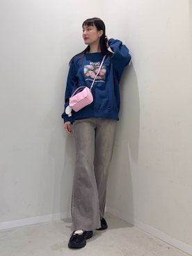 「アーバンリサーチ」｜「アイテム（スウェット）」を使った、AI.Uさん（レディース・168cm）の春コーディネート