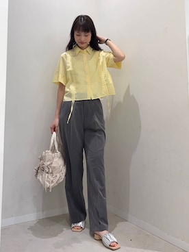 「アーバンリサーチ」｜「アイテム（パンツ）」を使った、AI.Uさん（レディース・168cm）の春コーディネート