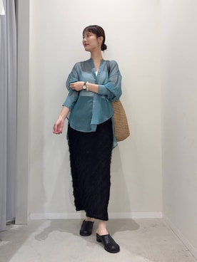 「アイテム（スリッポン）」を使った、AI.Uさん（レディース・168cm）の夏コーディネート
