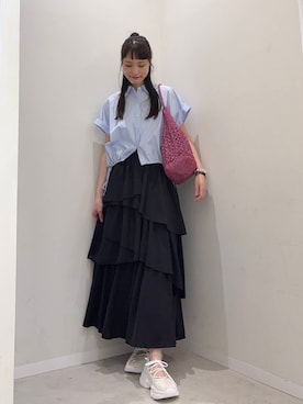 「アーバンリサーチ」｜「アイテム（スニーカー）」を使った、AI.Uさん（レディース・168cm）の夏コーディネート