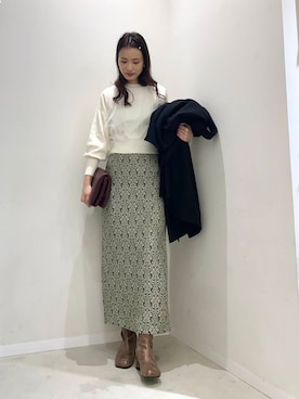 「アイテム（トレンチコート）」を使った、AI.Uさん（レディース・168cm）の秋コーディネート