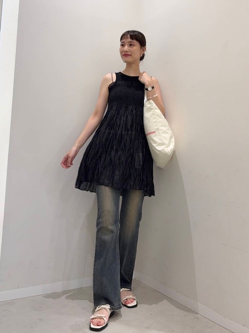 ローライズフレアデニムパンツ
