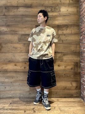 「XLARGE（エクストララージ）のMULTI LOGO S/S TEE（Tシャツ/カットソー、その他）」を使った、柚木 伊織さん（メンズ・175cm）の春コーディネート