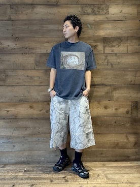 「XLARGE（エクストララージ）のSWIRL S/S TEE（Tシャツ/カットソー、ブルー系）」を使った、柚木 伊織さん（メンズ・175cm）の夏コーディネート