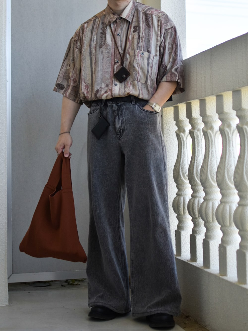 「柄シャツ、古着柄シャツ、古着MIX、古着、古着コーデ、古着好きな人と繋がりたい、古着男子、90'sスタイル、90’s、90年代、GU、グランパコア、トレンド、低身長コーデ、アツいコーデ全部見せ」｜「USEDの3Dニット風柄シャツ（シャツ/ブラウス、ベージュ系）」を使った、JUKIYA.さん（メンズ・162cm）の夏コーディネートの1枚目の写真