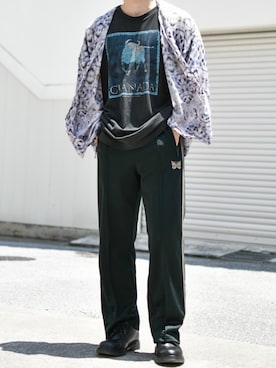 「グラフィックＴ」｜「アイテム（雑誌）」を使った、JUKIYA.さん（メンズ・162cm）の夏コーディネート