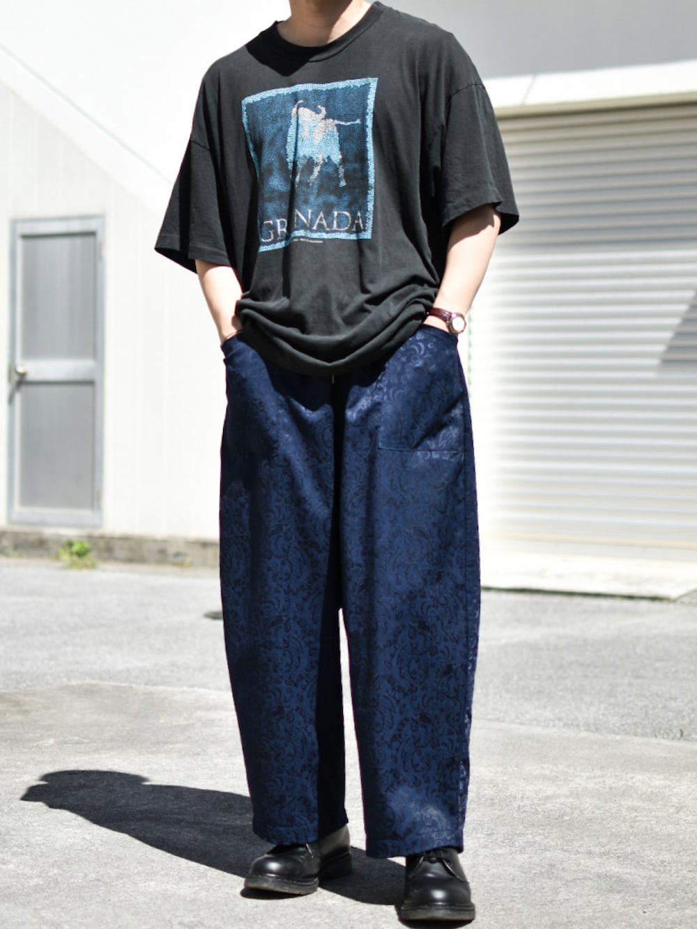 「夏コーデ、Ｔシャツ、夏ファッション、ビンテージ、ヴィンテージ、古着MIX、古着、古着コーデ、古着男子、古着好きな人と繋がりたい、Tシャツ、お洒落さんとつながりたい、低身長、低身長コーデ、低身長男子」｜「VINTAGEの90sシングルステッチＴ　SCREEN STARSボディ（Tシャツ/カットソー、ブラック系）」を使った、JUKIYA.さん（メンズ・162cm）の夏コーディネートの1枚目の写真