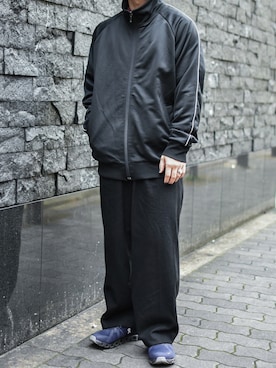 「アイテム（音楽/本・雑誌）」を使った、JUKIYA.さん（メンズ・162cm）の秋コーディネート