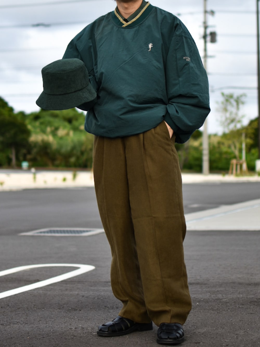 JUKIYA.さんの「“J”ナイロンプルオーバー（USED）」を使ったコーディネートの1枚目の写真