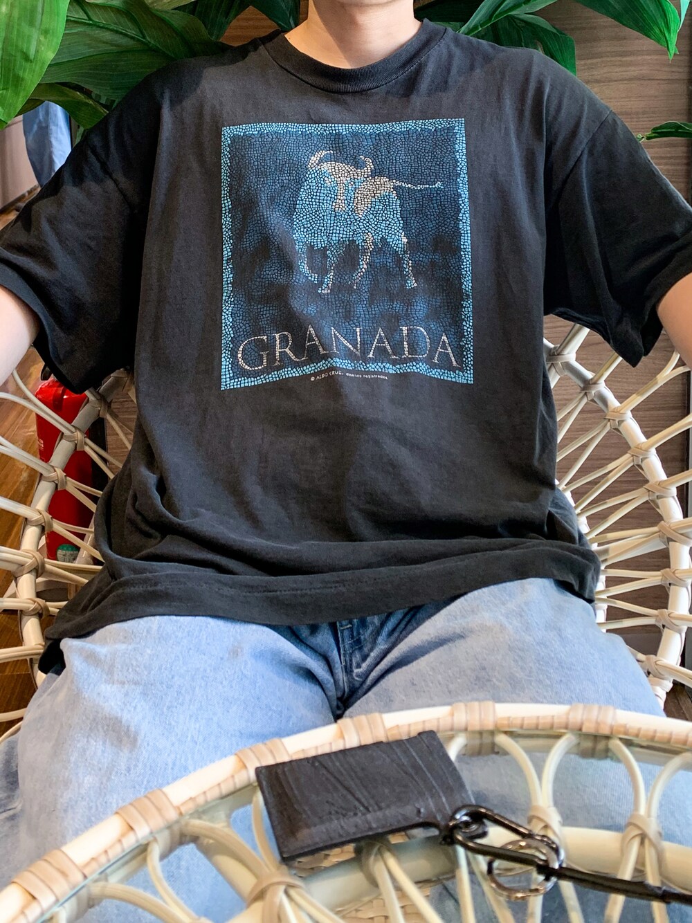 「Tシャツ、古着MIX、古着、古着コーデ、古着好きな人と繋がりたい、古着男子、休日コーデ、デニム、デニムパンツ、シンプル、夏だ！Tシャツ着よう！、夏コーデ、おしゃれさんと繋がりたい、低身長、低身長コーデ」｜「VINTAGEの90sシングルステッチＴ　SCREEN STARSボディ（Tシャツ/カットソー、ブラック系）」を使った、JUKIYA.さん（メンズ・162cm）の夏コーディネートの1枚目の写真