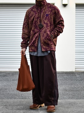 「アイテム（コインケース）」を使った、JUKIYA.さん（メンズ・162cm）の秋コーディネート