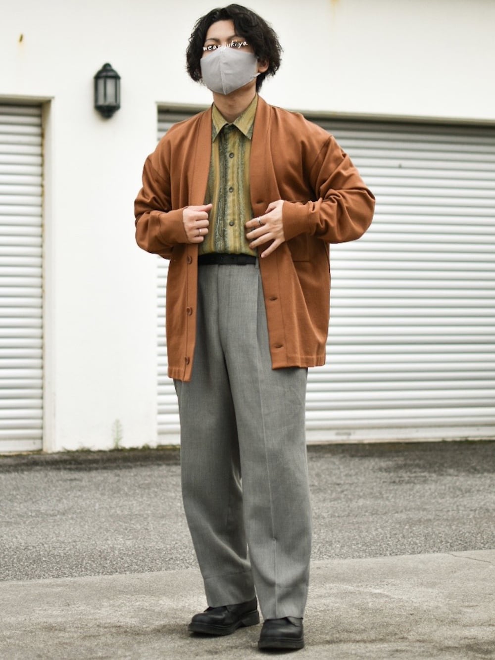 「カーディガン、カーディガンコーデ、UNIQLO U、UNIQLO、レトロ、レトロコーデ、きれいめカジュアル、大人コーデ、秋コーデ、秋のコーデ、アースカラー、クラシック、古着MIX、低身長、低身長コーデ」｜「UNIQLO  Uのスウェットカーディガン/ 34brown / L size（カーディガン/ボレロ、ブラウン系）」を使った、JUKIYA.さん（メンズ・162cm）の秋コーディネートの1枚目の写真