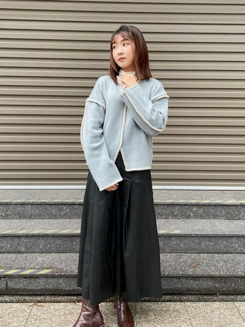 「ootd、LOWRYS FARM、JEANASiS、gracegift、kbf_ootd、KBF+」｜「LOWRYS FARMのアイテム（トップス、ベージュ系）」を使った、🟣Jocelyn Lin 💐さん（レディース・163cm）の冬コーディネートの1枚目の写真