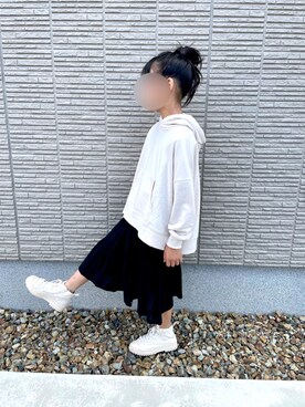 「classicalelf（クラシカルエルフ）のアイテム（パーカー）」を使った、saaちん⭐︎*さん（キッズ・130cm）の秋コーディネート