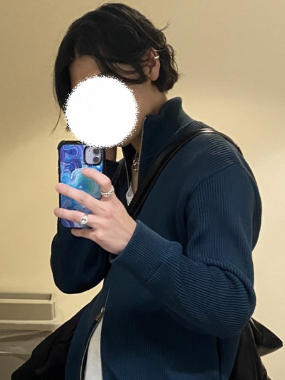 「今日のコーデ、キレイめ、綺麗めコーデ、ワイドパンツ、レザーパンツ、ドライバーズニット、UNITED TOKYO、CASPER JOHN」｜「UNITED TOKYOのリブジップアップニット（ニット/セーター、ブルー系）」を使った、Shuusaさん（メンズ・175cm）の冬コーディネートの1枚目の写真
