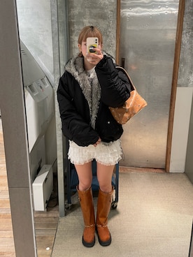 「アイテム（ブルゾン）」を使った、RIHOさん（レディース・166cm）の夏コーディネート