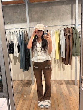 「WHO'S WHO gallery（フーズフーギャラリー）のスターキャスケット（帽子、ホワイト系）」を使った、RIHOさん（レディース・166cm）の夏コーディネート