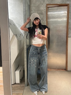 「WHO'S WHO gallery（フーズフーギャラリー）のアイテム（デニムパンツ）」を使った、RIHOさん（レディース・166cm）の春コーディネート