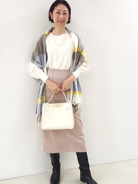 「アイテム（ストール/ショール）」を使った、nolkokoさん（レディース・168cm）の秋コーディネート