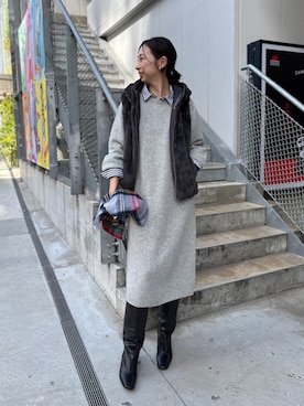 「アイテム（ストール/ショール、グレー系）」を使った、nolkokoさん（レディース・168cm）の秋コーディネート