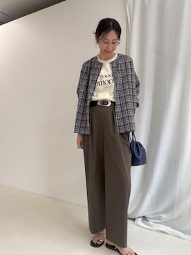 「MICO COULIER（ミコクリエ）の強撚ライトツイルストレッチツータックパンツ（その他パンツ、グリーン系）」を使った、nolkokoさん（レディース・168cm）の秋コーディネート
