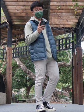 「アイテム（チノパンツ、シルバー系）」を使った、dada 🇹🇼さん（メンズ・173cm）の冬コーディネート