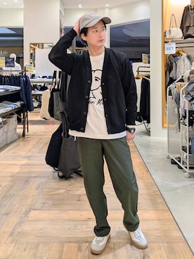 「アイテム（カーディガン/ボレロ）」を使った、もりもんさん（メンズ・171cm・30代）の秋コーディネート