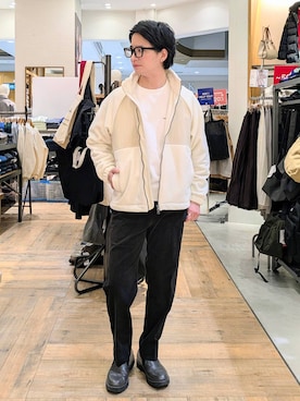 「アイテム（Tシャツ/カットソー）」を使った、もりもんさん（メンズ・171cm・30代）の秋コーディネート