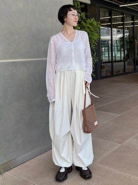 「emmi（エミ）のアイテム」を使った、mami saitohさん（レディース・153cm）の春コーディネート