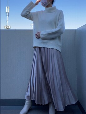 「GLOBAL WORK（グローバルワーク）のマシュマロタッチハイネックプルオーバー/889156（ニット/セーター、ホワイト系）」を使った、すとっくほるむさん（レディース・166cm）の冬コーディネート