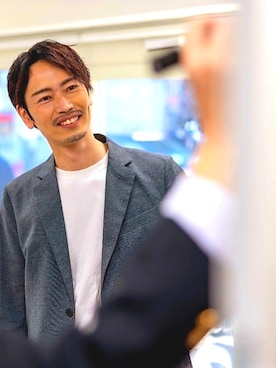 「no brand（ノーブランド）のアイテム（ジャケット/アウター、グレー系）」を使った、中小路秀雄さんの冬コーディネート