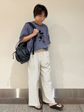 「URBAN RESEARCH Sonny Label(アーバンリサーチサニーレーベル)の別注/DISNEY/スウェットTシャツ(Tシャツ/カットソー、ブルー系)」を使った、natsuhaさん(レディース・161cm)の夏コーディネート