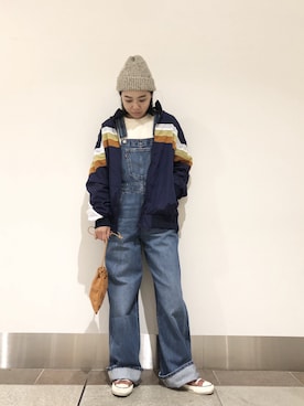 「Levi's（リーバイス）のアイテム（サロペット/オーバーオール）」を使った、natsuha612さん（レディース・158cm）の秋コーディネート