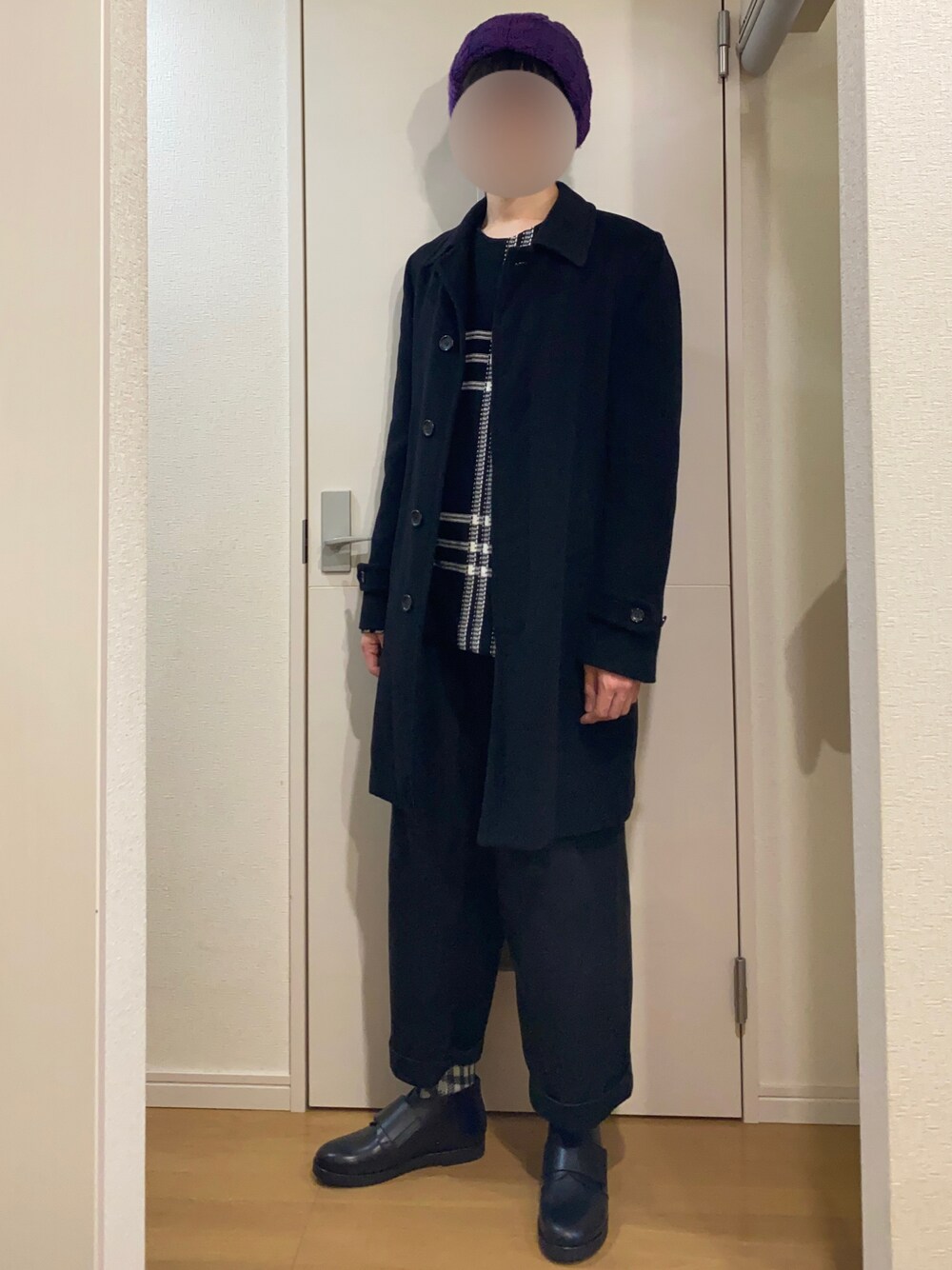 「CA4LAのアイテム（ニットキャップ/ビーニー、パープル系）」を使った、sshuhoさん（メンズ・173cm）の冬コーディネートの1枚目の写真