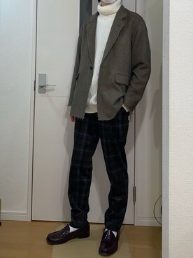 「TAKEO KIKUCHI（タケオキクチ）のアイテム（スラックス）」を使った、sshuhoさん（メンズ・173cm）の冬コーディネート
