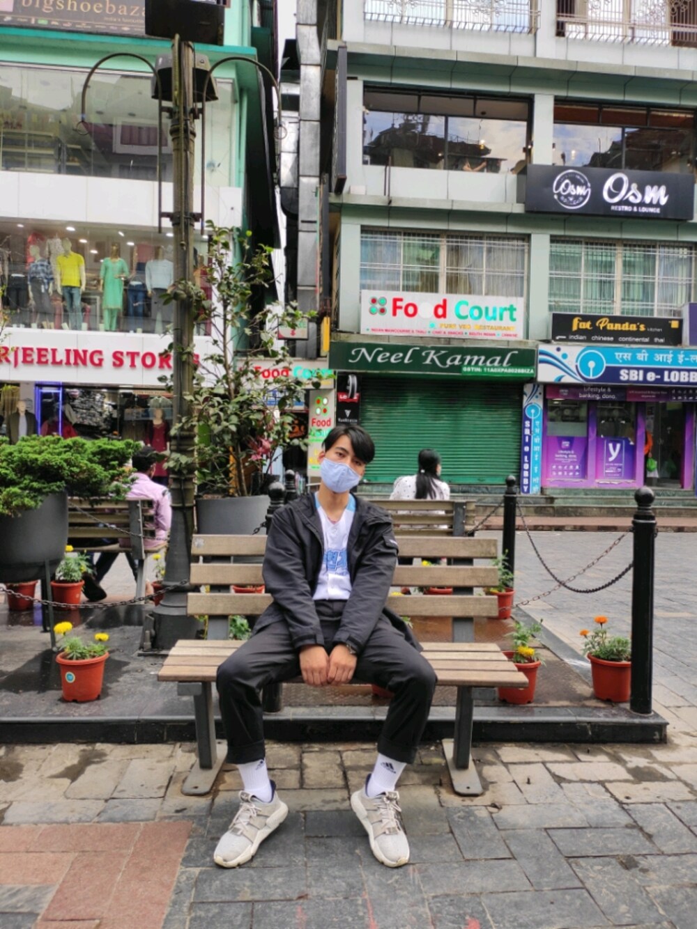 「adidas originals、autumn、fall、fashion、sikkim、H&M、adidas、northface」｜「adidas Originalsのアイテム（スニーカー、グレー系）」を使った、kuzu13さん（メンズ・170cm）の秋コーディネートの1枚目の写真