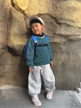 「アイテム（スウェットパンツ）」を使った、あると/うたはさん（キッズ・90cm）の秋コーディネート