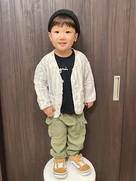 「アイテム（カーゴパンツ）」を使った、あると/うたはさん（キッズ・90cm）の秋コーディネート