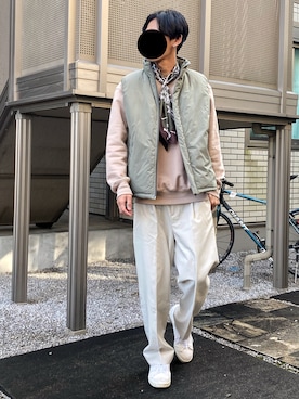 「Ellno Loset（エルノロゼット）のアイテム（バンダナ/スカーフ）」を使った、AKIRAさん（メンズ・180cm）の冬コーディネート