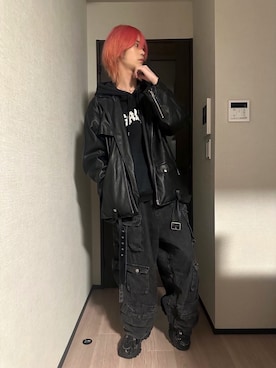 「アイテム（ライダースジャケット）」を使った、清水諄 shimizu junさん（メンズ・177cm）の秋コーディネート