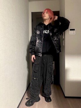 「アイテム（スカジャン）」を使った、清水諄 shimizu junさん（メンズ・177cm）の秋コーディネート