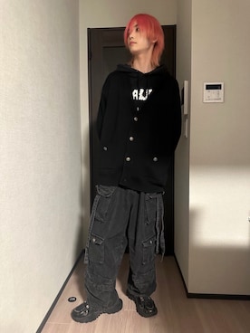 「アイテム（カーディガン/ボレロ）」を使った、清水諄 shimizu junさん（メンズ・177cm）の秋コーディネート